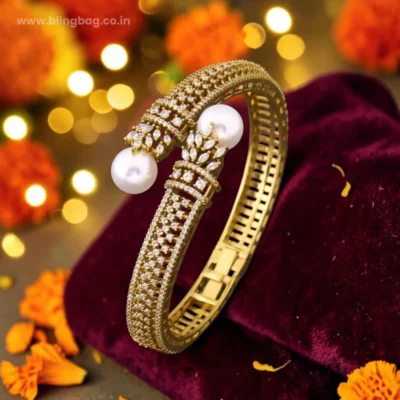 AD Bracelate